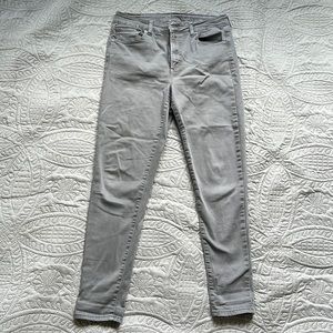 American Eagle High Rise Jegging